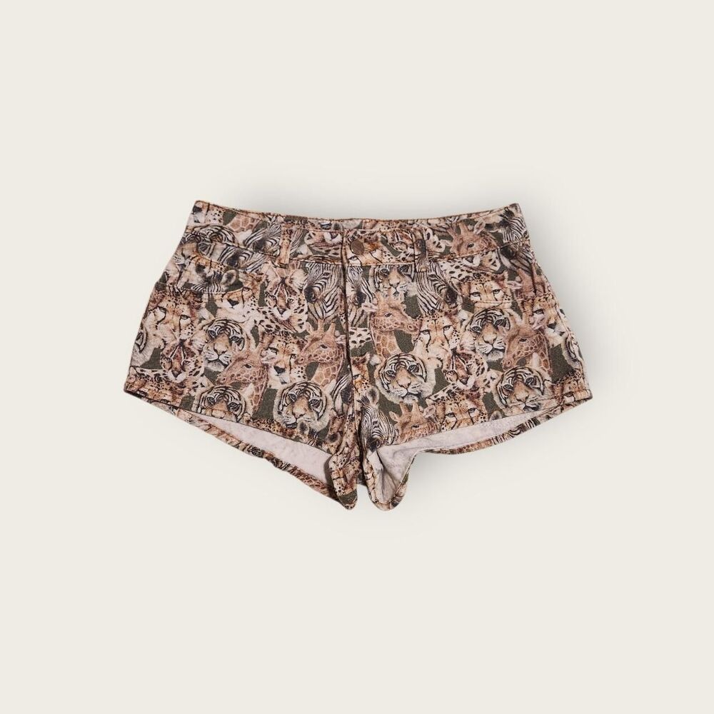 Y2k vibes green jungle cat tiger lion graphic low rise mini shorts Farm Rio